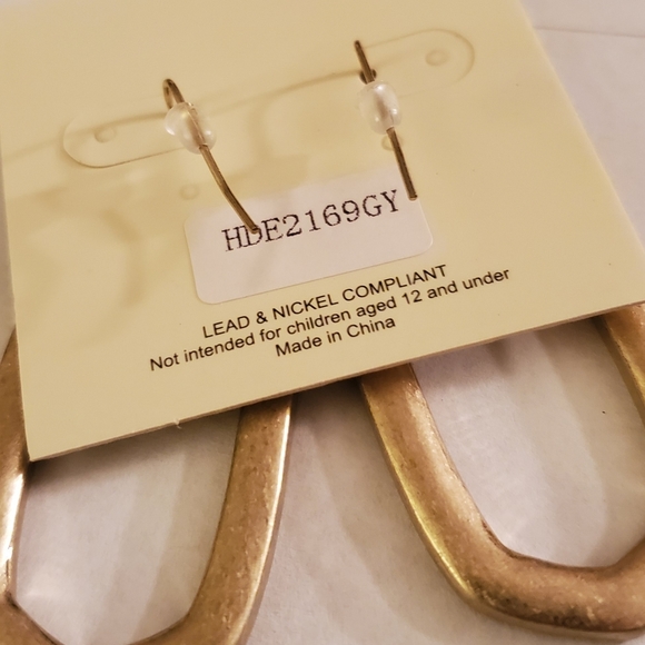 SOLD Marbled Hexagon Earrings - Picture 6 of 7